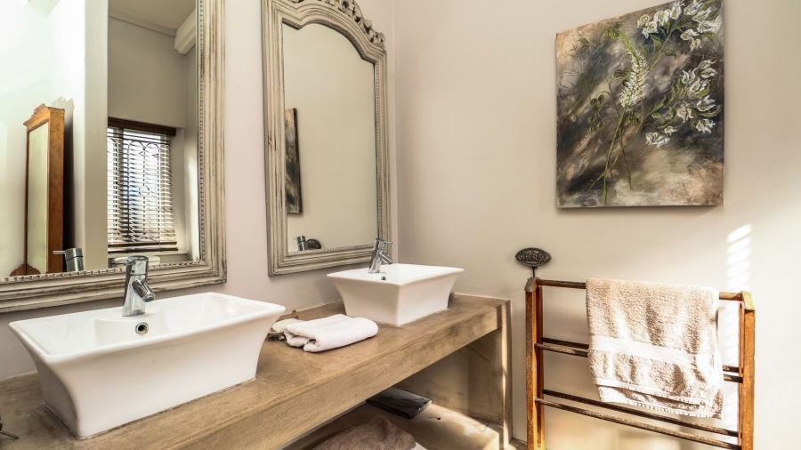 4 Bedroom Property for Sale in Stilbaai Wes Western Cape
